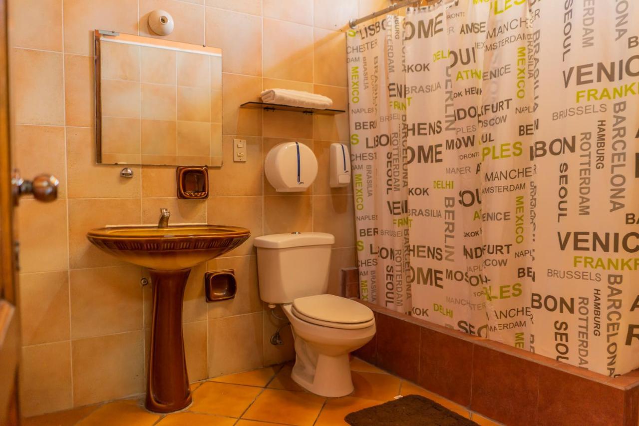 גואטמלה Euro Hostal מראה חיצוני תמונה