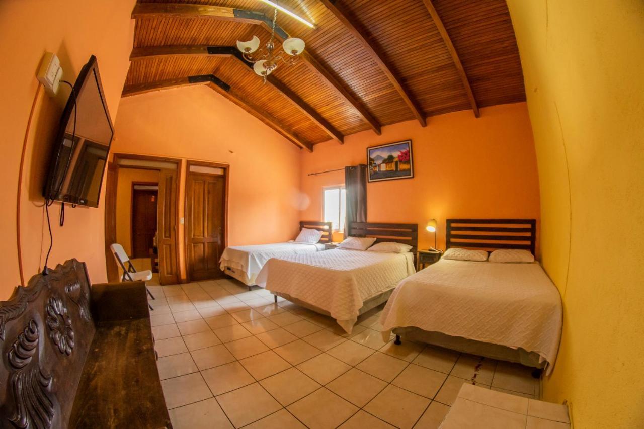 גואטמלה Euro Hostal מראה חיצוני תמונה